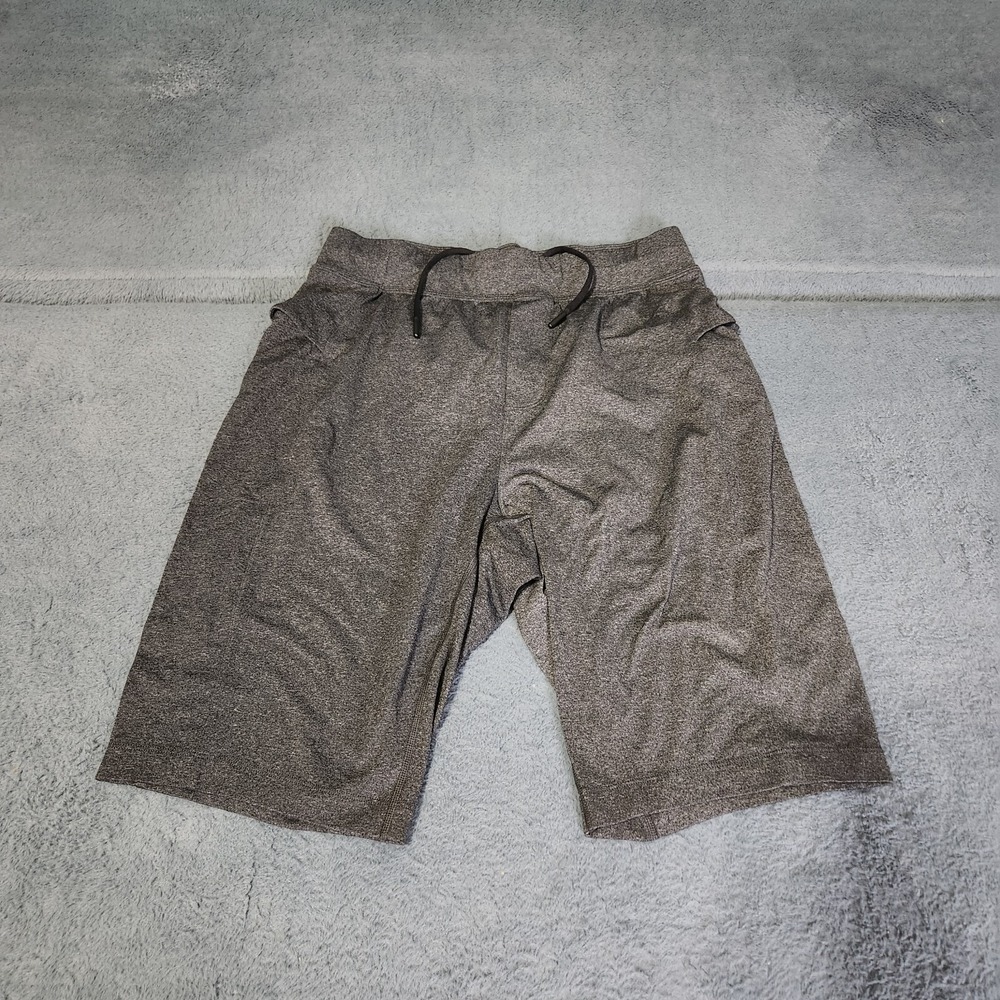 lululemon mens shorts Size M
